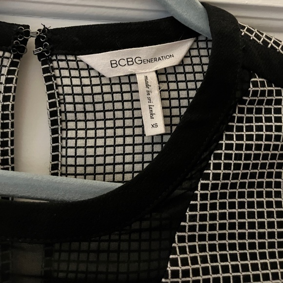 BCBGeneration back and white check shift dress with mesh detail - Picture 2 of 4